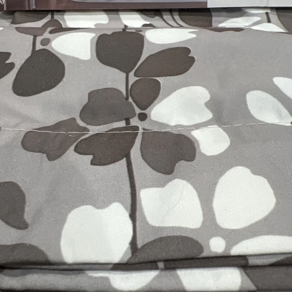 Lush Decor Weeping Flower Gray Shower Curtain